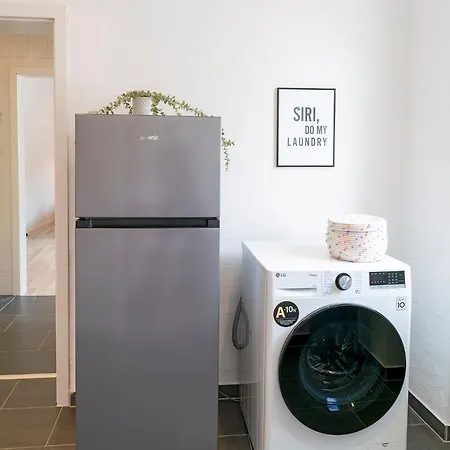Deluxe Koblenz Flat, Parken, Netflix, Ruhig * Bendorf